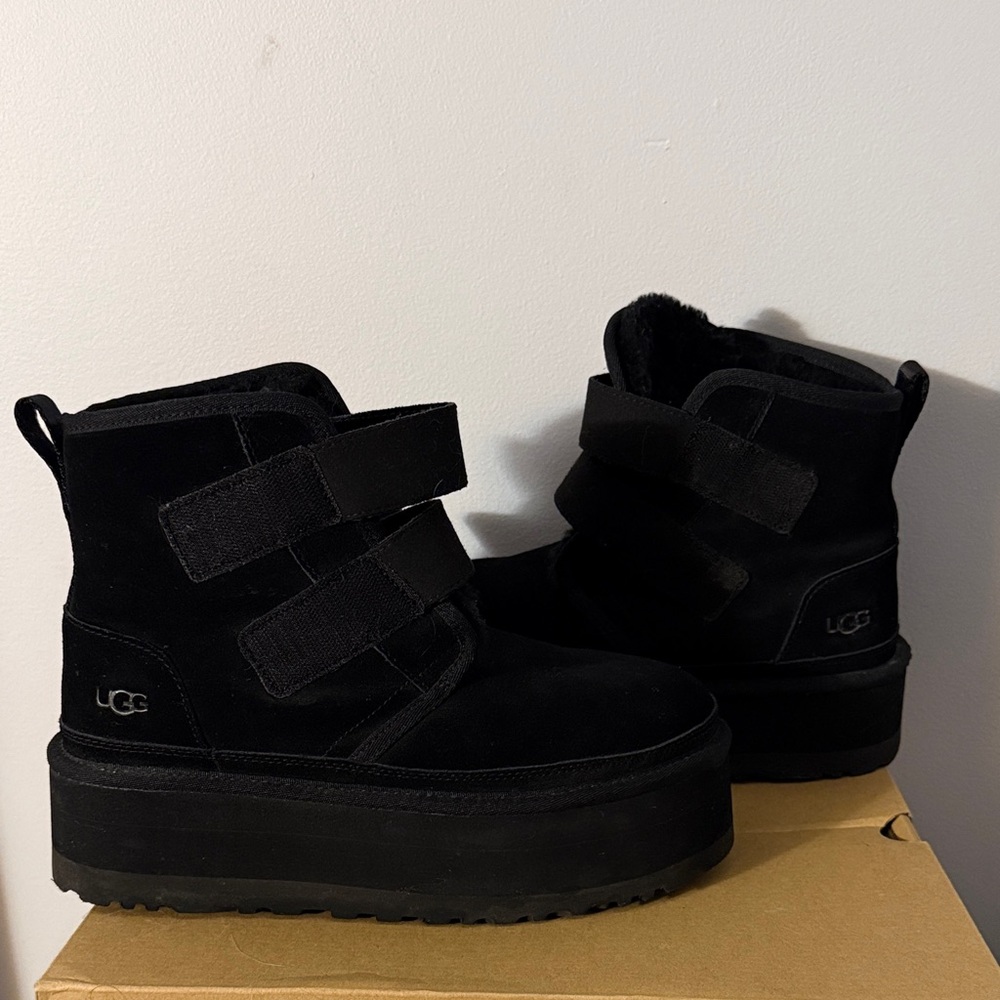 UGG Women's Black Velcro Winter Boots
